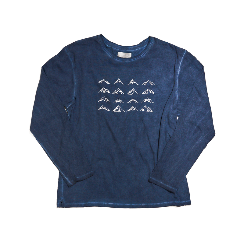 Unisex 16 Mountains Upcycled Long Sleeve Shirt in Faded Blue (XL)